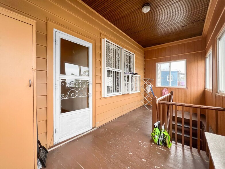 More Photos Of 700-702 N 7th St, Newark Apartments For Sale