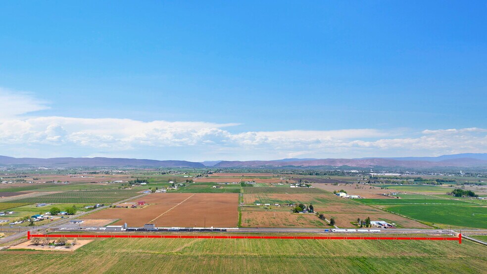 More Photos Of 3800 Branch Rd, Wapato Distribution For Sale