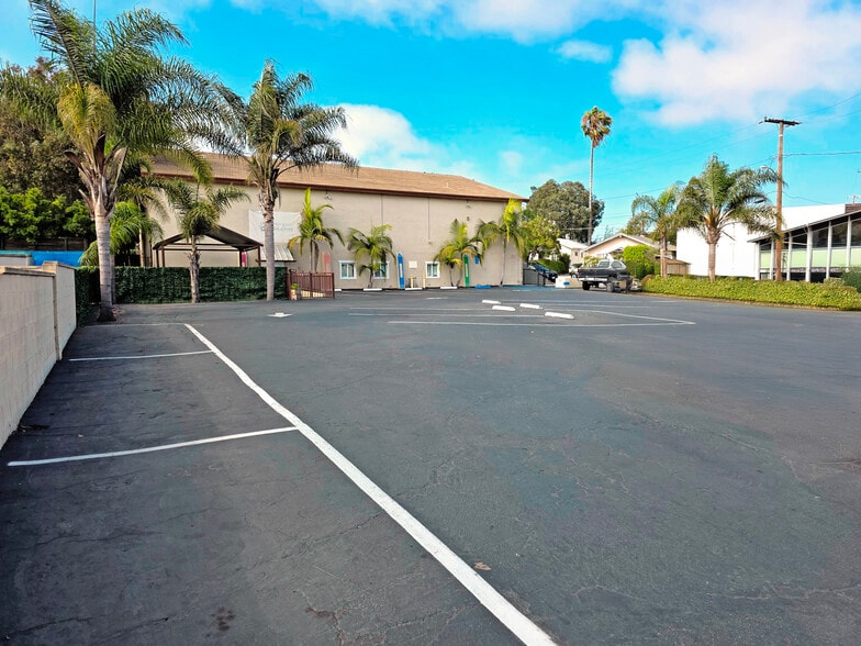 More Photos Of 1063 Aviation Blvd, Hermosa Beach Religious Facility For Sale