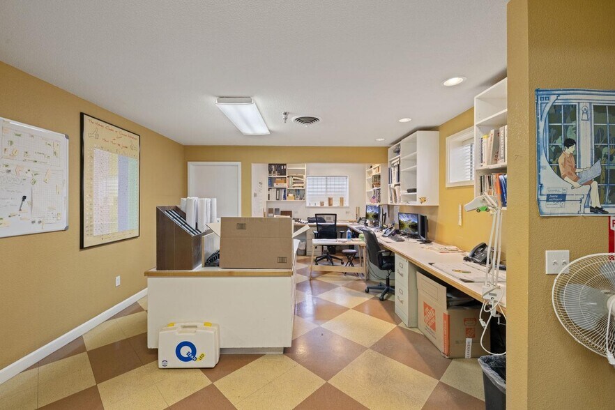 More Photos Of 709 N Sacramento St, Lodi Warehouse For Sale