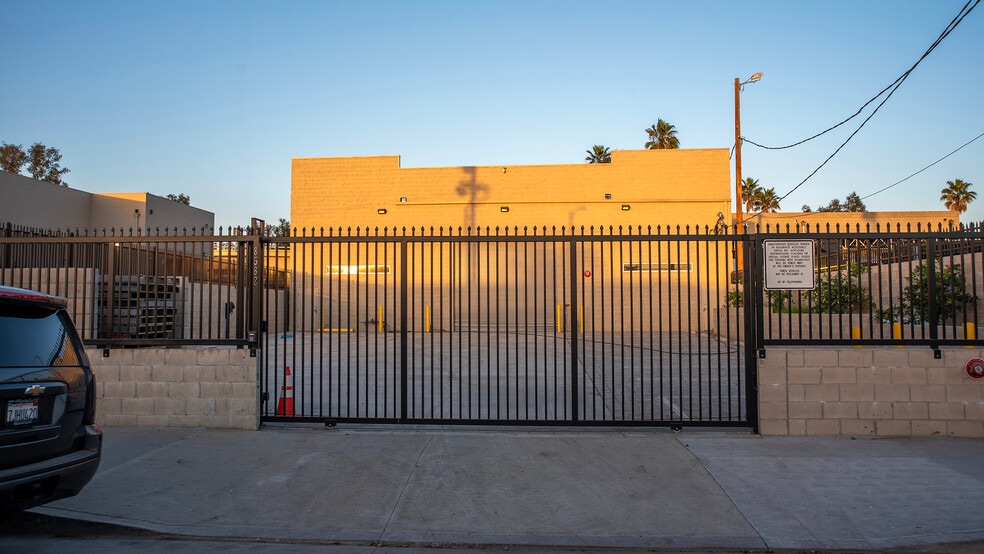 More Photos Of 8582 Telfair Ave, Sun Valley Warehouse For Lease