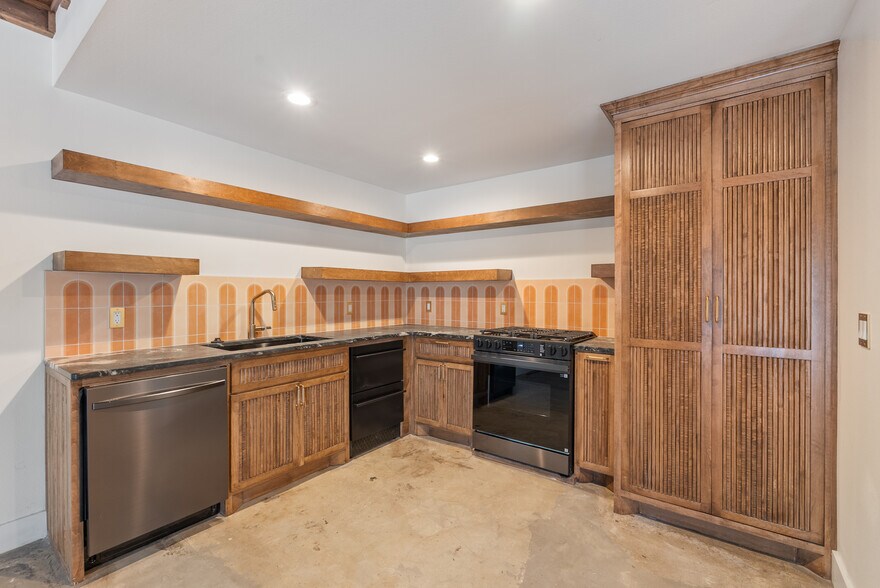 More Photos Of 1520 Broadway St, Little Rock Multifamily For Sale