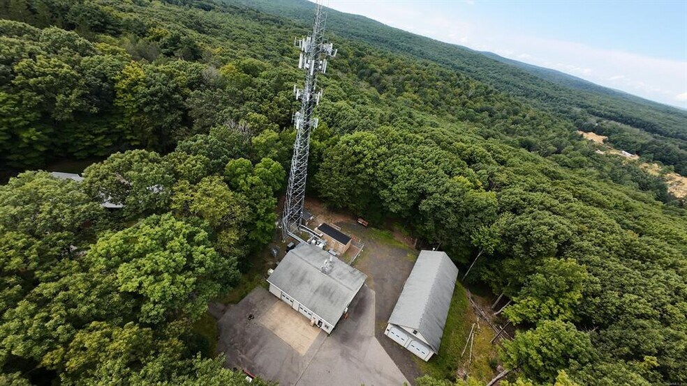 More Photos Of 1050 Buckley Hwy, Union Flex For Sale