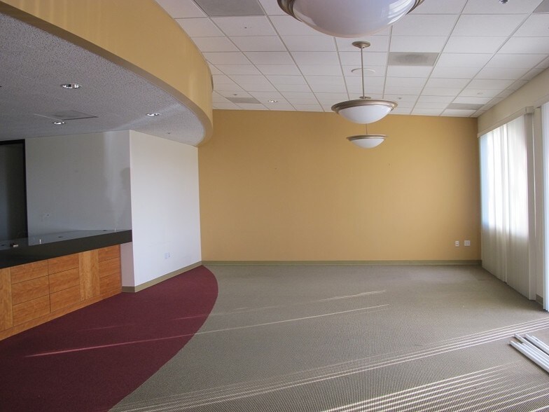 More Photos Of 46560 Fremont Blvd, Fremont Warehouse For Sale