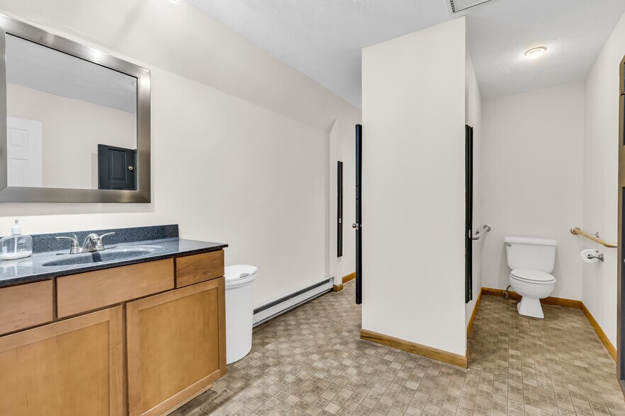 More Photos Of 4277 Columbus Pike, Delaware Religious Facility For Sale