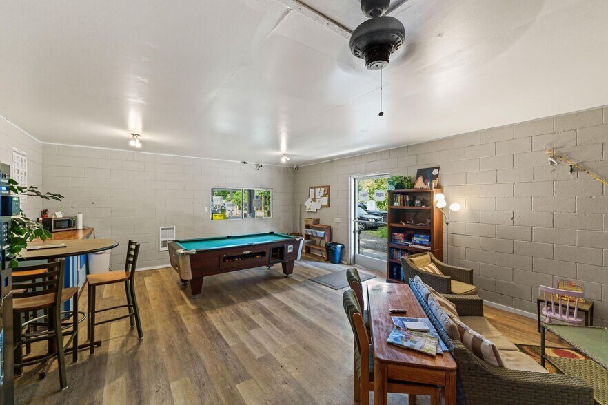 More Photos Of 24828 State Highway 38, Elkton Trailer Camper Park For Sale