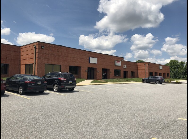More Photos Of 1803 Mount Rose Ave, York Light Manufacturing For Lease