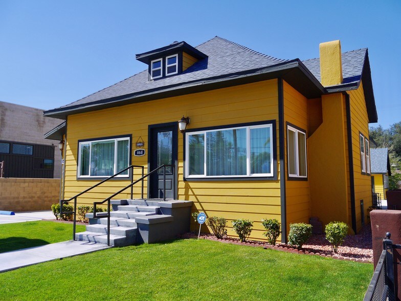 More Photos Of 668 E Redlands Blvd, Redlands Office For Sale