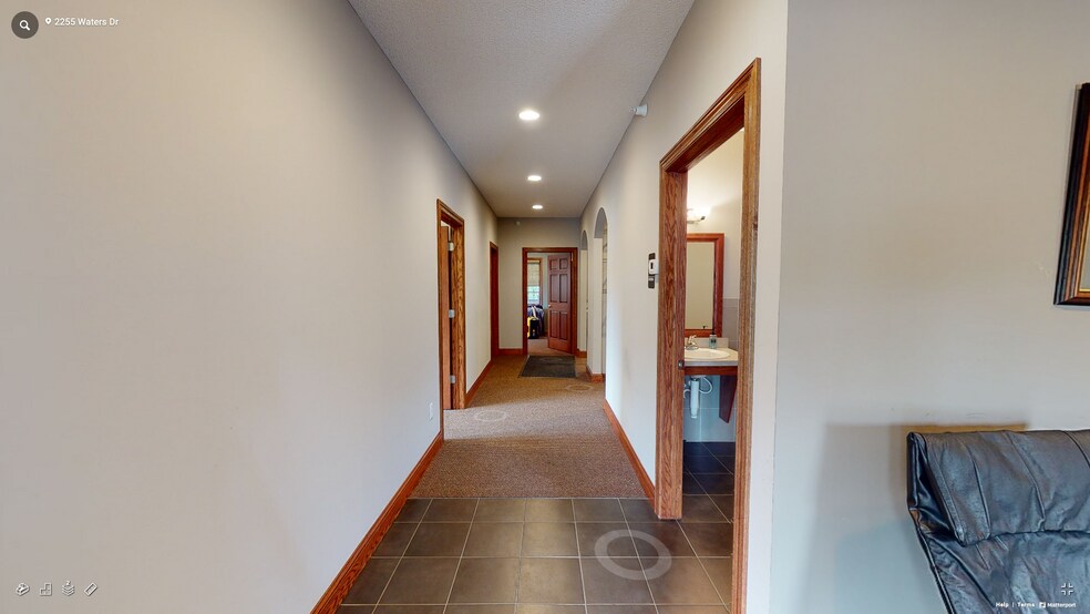 More Photos Of 2255 Waters Dr, Mendota Heights Office For Sale