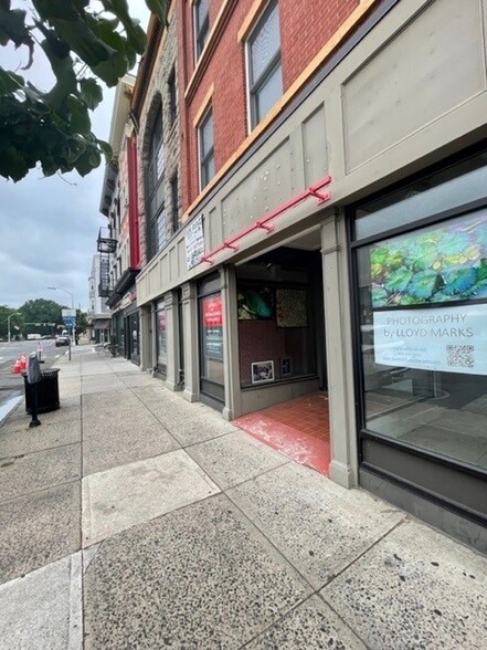 More Photos Of 109 E Broad St, Westfield Apartments For Lease