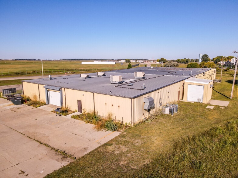 More Photos Of 1025 4 Bottle Dr, Valley City Industrial For Lease
