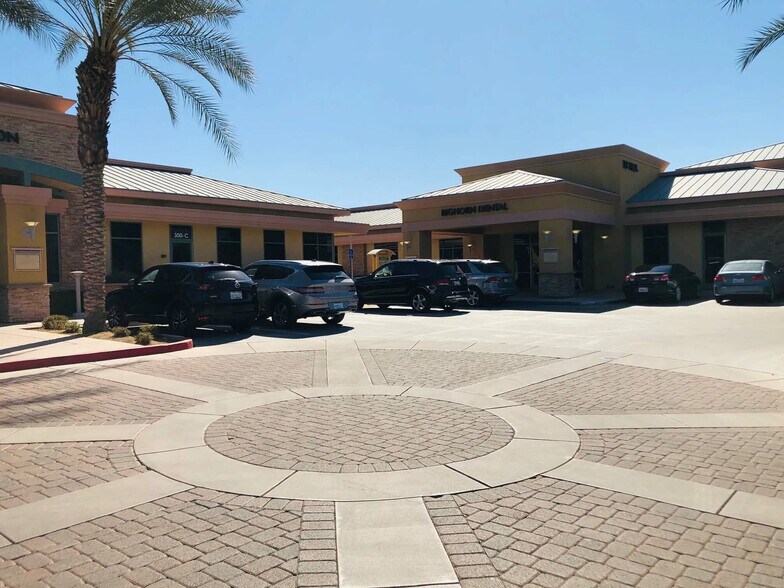 More Photos Of 72780 Country Club Dr, Rancho Mirage Medical For Lease