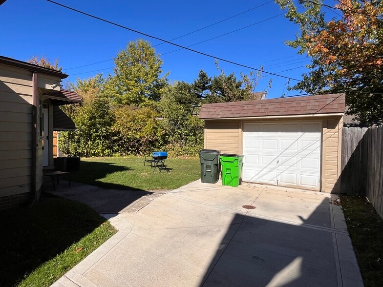 More Photos Of ,  Unknown For Sale