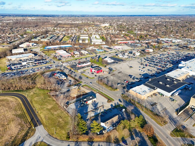 More Photos Of 1483 Boardwalk, Lexington Fast Food For Sale