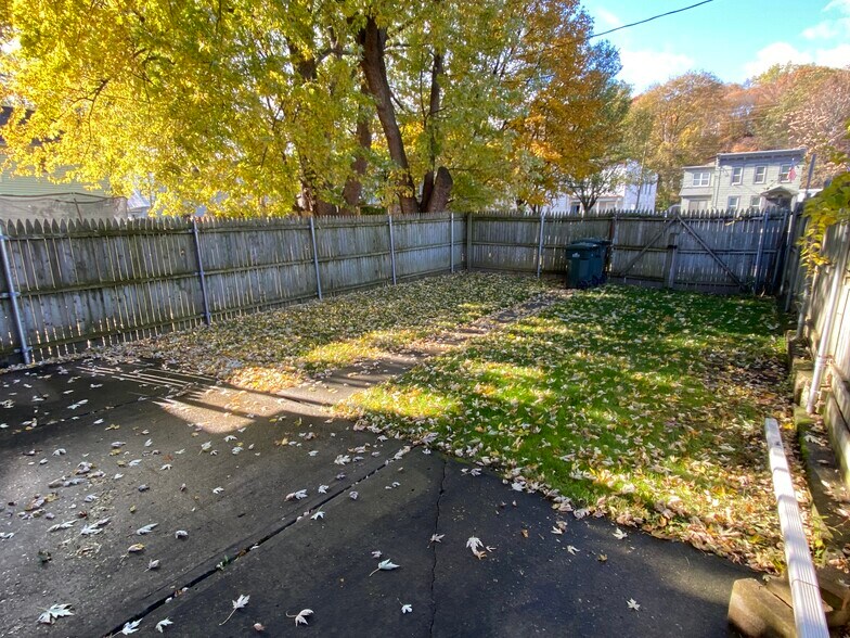 More Photos Of 31 Congress St, Cohoes Apartments For Sale