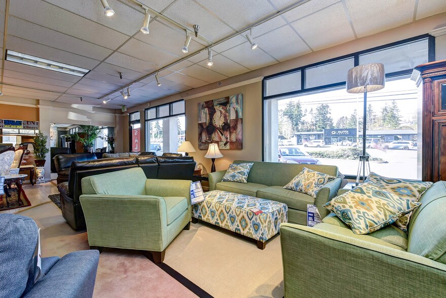 More Photos Of 20423 Highway 99, Lynnwood Freestanding For Sale