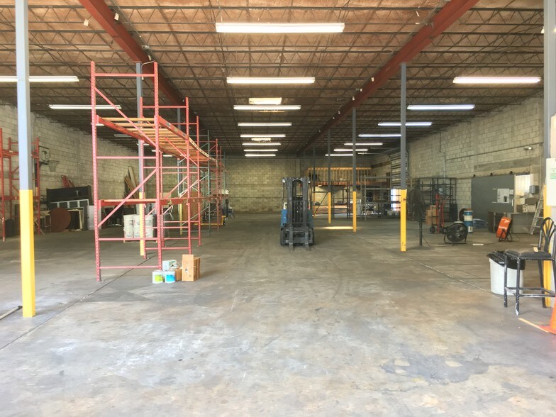More Photos Of 1207 SW 1st Ave, Fort Lauderdale Warehouse For Lease