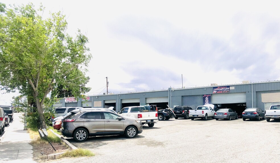 Primary Photo Of 2061 Losee Rd, North Las Vegas Auto Repair For Sale