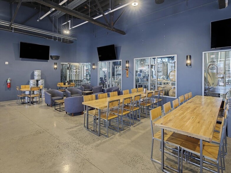 More Photos Of 39 West St, Pittsboro Restaurant For Lease