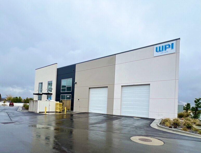 More Photos Of 3437 W Water St, Riverton Industrial For Lease