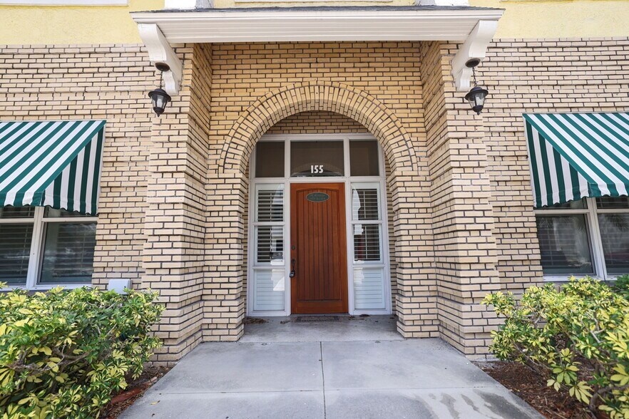 More Photos Of 155 8th St N, Saint Petersburg Office Residential For Lease