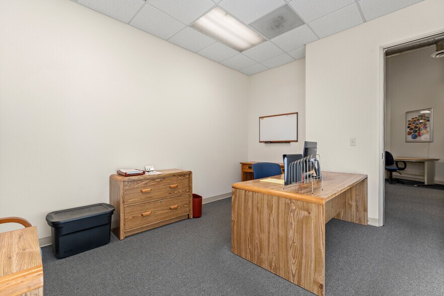 More Photos Of 13765 Alton Pky, Irvine Research And Development For Lease