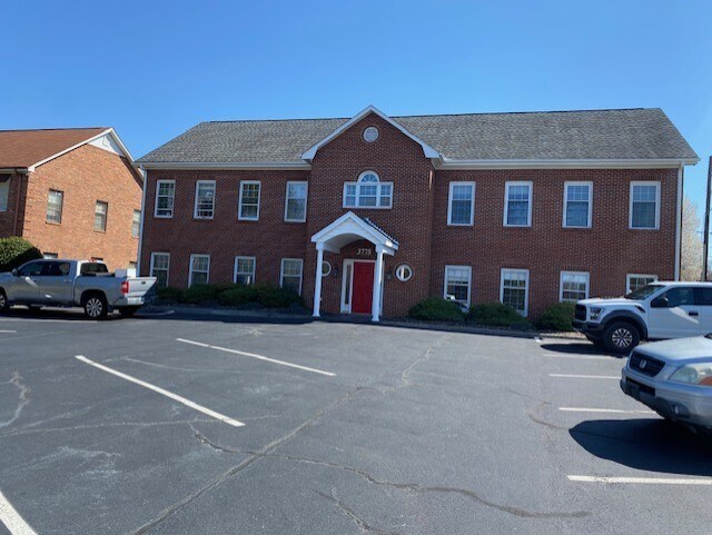 Primary Photo Of 3775 Vest Mill Rd, Winston-Salem Medical For Sale