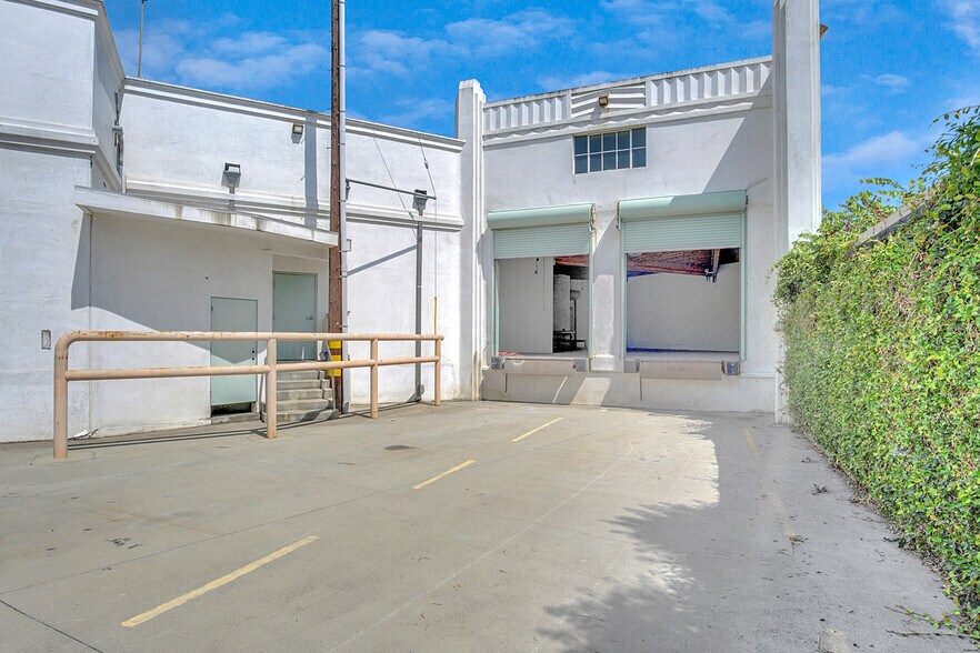 More Photos Of 12025 Hadley St, Whittier Unknown For Lease