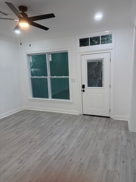 More Photos Of 1030 Burgundy St, New Orleans Apartments For Sale