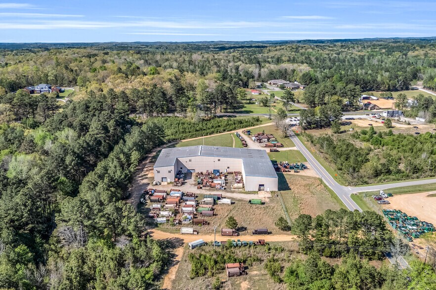 More Photos Of 8384 Highway 18, Vernon Flex For Sale