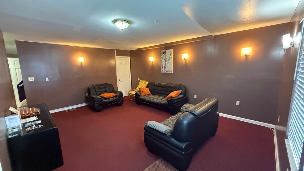 More Photos Of 5212 Astor Pl SE, Washington Assisted Living For Lease