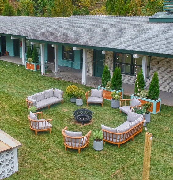 More Photos Of 94 Route 7, New Ashford Hotel For Sale