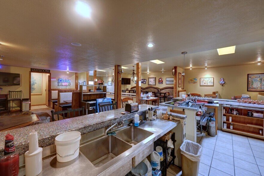 More Photos Of 1917 Pacific Ave, Long Beach Restaurant For Sale