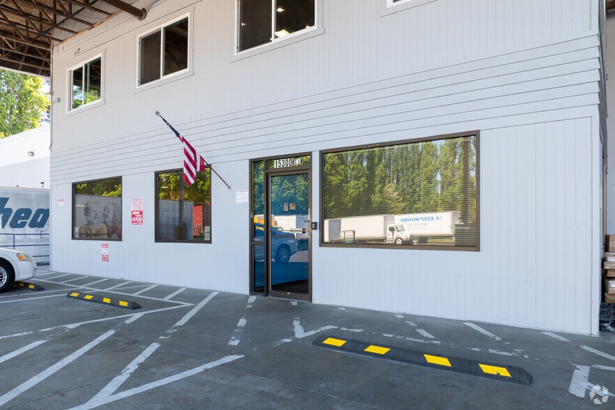 More Photos Of 15300 Woodinville-Redmond Rd NE, Woodinville Manufacturing For Lease