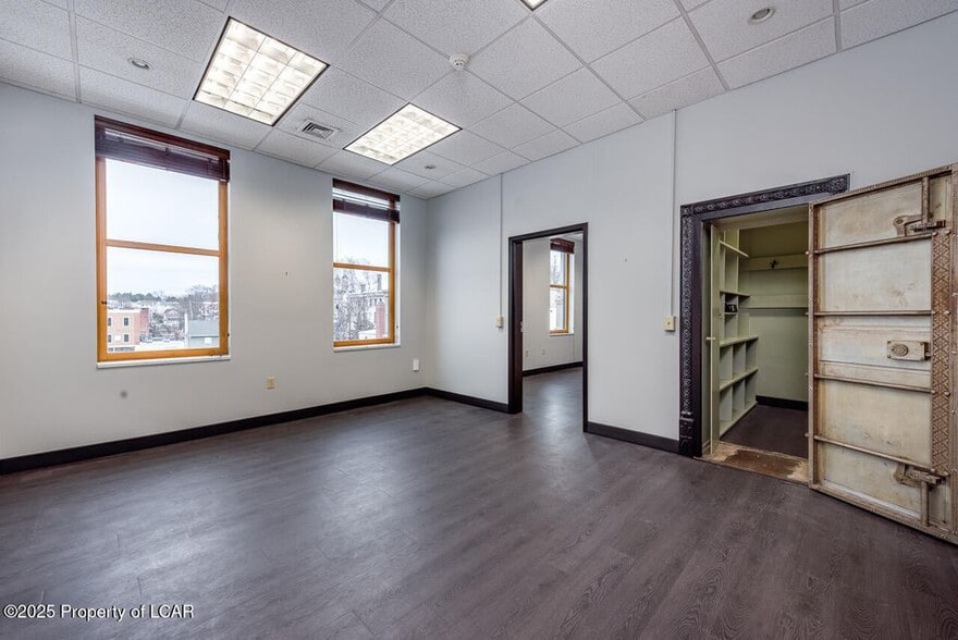 More Photos Of 2 S Main St, Pittston Loft Creative Space For Lease