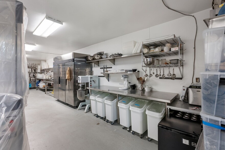 More Photos Of 205 Court St, The Dalles Restaurant For Sale