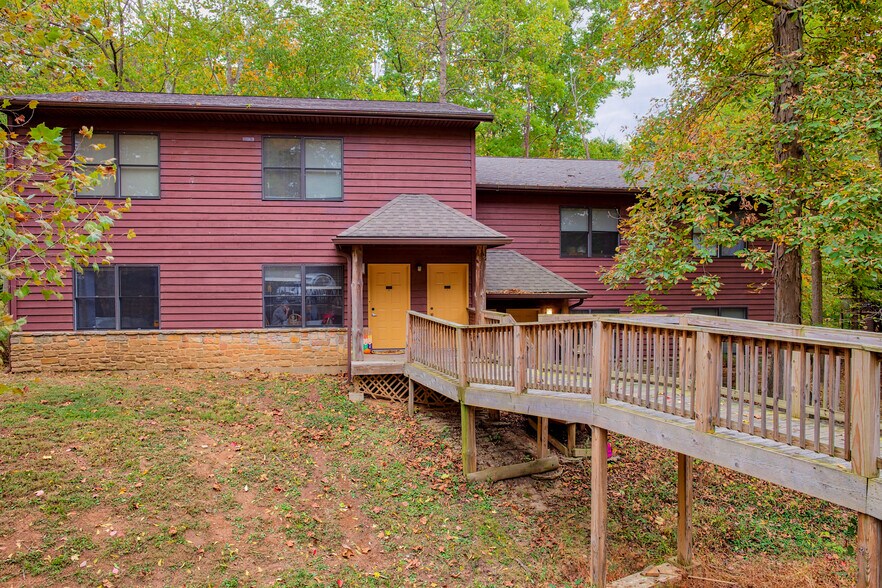 More Photos Of 1533 Arbors Ln, Bloomington Apartments For Sale