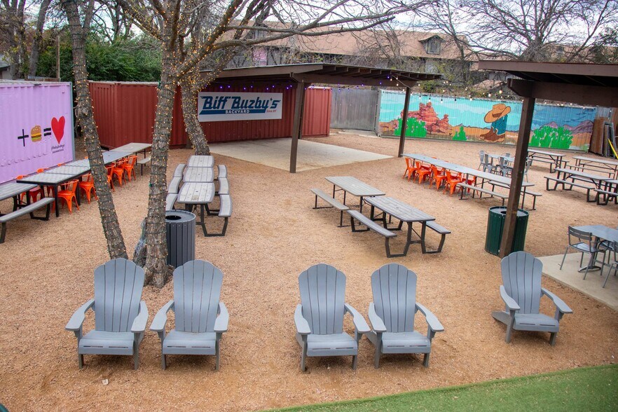 More Photos Of 2769 Nacogdoches Rd, San Antonio General Retail For Sale