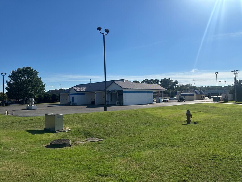 More Photos Of 1236 Huntsville Hwy, Fayetteville Land For Sale