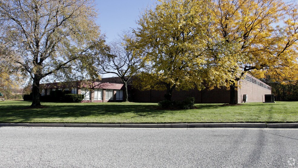 Primary Photo Of 18 Kennedy Blvd, East Brunswick Manufacturing For Lease