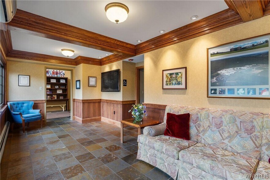 More Photos Of 435 N 2nd St, Lewiston Office Residential For Sale