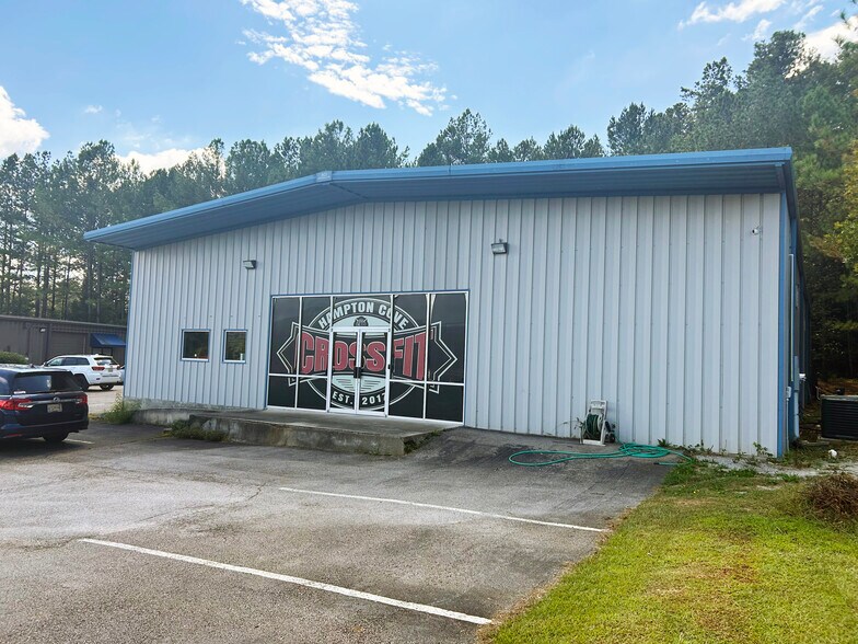 More Photos Of 5534 Highway 431 S, Brownsboro Health Club For Lease