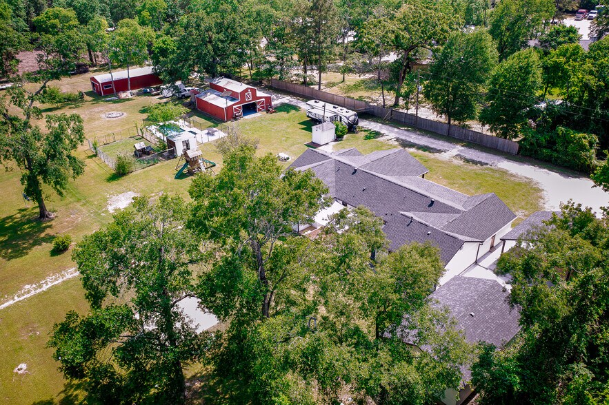 More Photos Of 5110 Treaschwig Rd, Spring Specialty For Sale