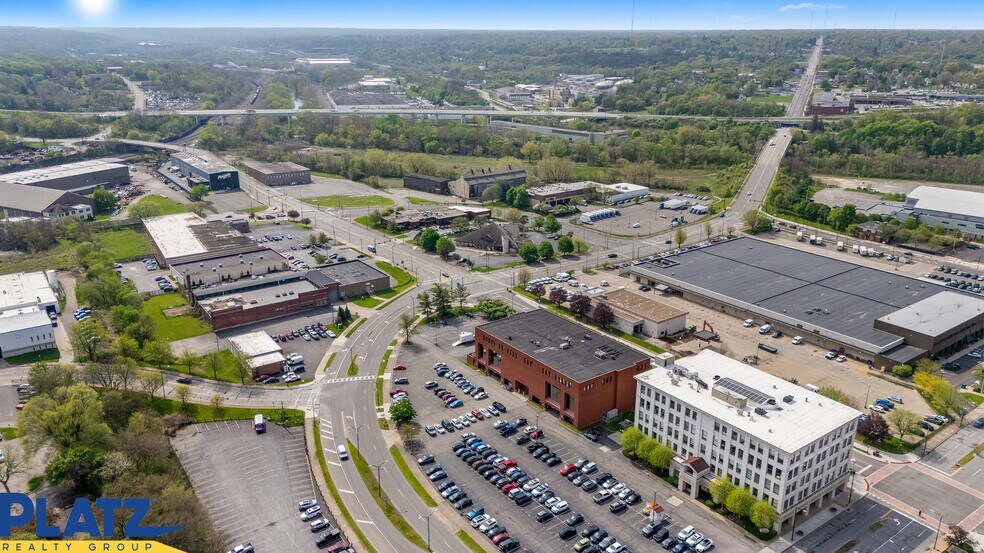 More Photos Of 250 E Federal Plz, Youngstown Office For Lease