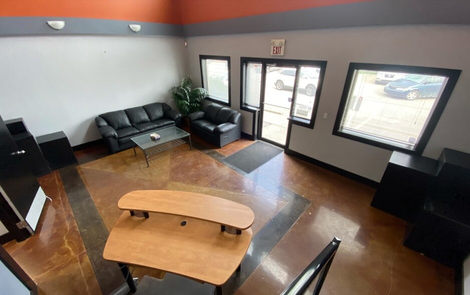 More Photos Of 12110 40th St SE, Calgary Warehouse For Sale