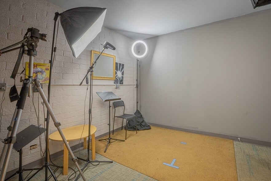 More Photos Of 48 Griffin St, McDonough Storefront For Sale