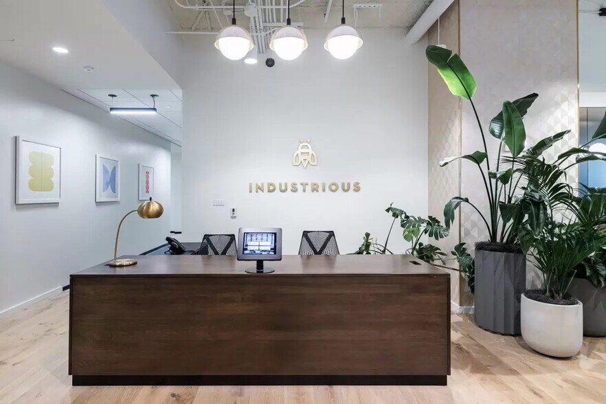 More Photos Of 1111 Brickell Ave, Miami Office For Lease