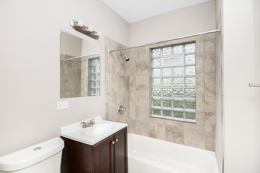 More Photos Of 3498 Bosworth Rd, Cleveland Apartments For Sale