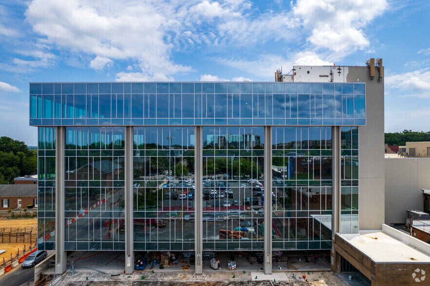 More Photos Of 137 E Franklin St, Chapel Hill Unknown For Lease