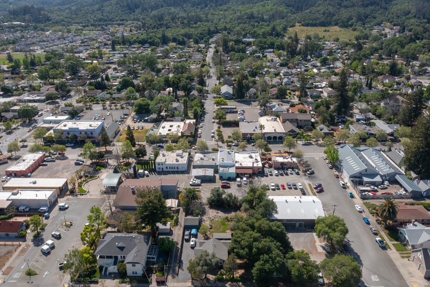 More Photos Of 115 E 2nd St, Cloverdale Warehouse For Sale